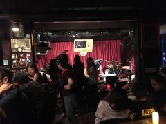 -东岸Cafe 爵士俱乐部