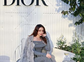 Cafe Dior的露台拍照还挺出片虽然下午茶很一般