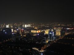 -黄金时代游泳健身云畔会所(绿地中心双子塔店)