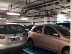 -百联中环购物广场-停车场