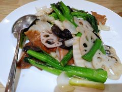 荷塘素食-德胜轩正宗顺德菜(宝安沙井会展中心店)