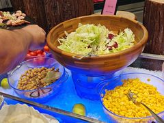 -亚龙湾希尔顿自助餐厅·海鲜·烧烤·沙滩BBQ·现场乐队