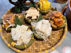 -慢丽江·云南野生菌土鸡锅(付家庄店)