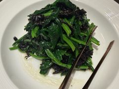 -海派悦庭·海胆烧麦·新融合菜(凯德广场店)
