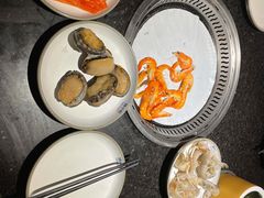 三文鱼-钱小奴海鲜自助黑金店(杭州滨江龙湖店)