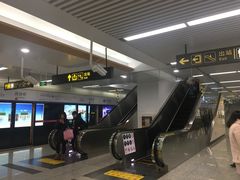 -尹山湖(地铁站)