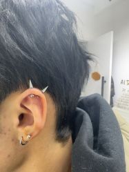 -AI艾耳·专业手工耳洞·穿孔美学馆