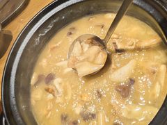 -一朵菌·野生菌探索家火锅(南亚店)