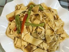 -六顺园清真回族饭店(工程街店)