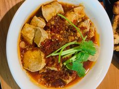 -诚铭记·虾仁汤包·成都小吃(融创店)