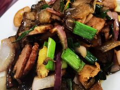 -香猪美食(中心店)