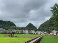 -高荡千年布依古寨旅游景区