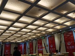 大堂-红蜡烛•瓦罐粥家常菜•夜宵(中山路店)