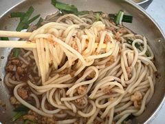 -正宗杨记普洱酸醋米线(总店)
