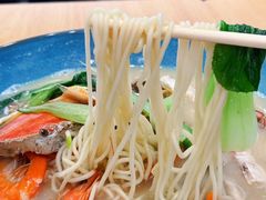 -大头仔海鲜面馆(环球港店)