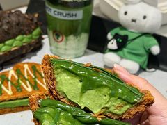 -HOT CRUSH趁热集合·现烤面包(上海环球港店)
