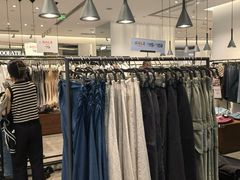 -URBAN REVIVO(上海中庚漫游城店)