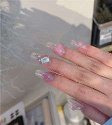 -花系美·美甲美睫精品店
