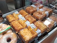 -金色麦甜糕点(面包.蛋糕.华苑店)