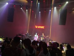 -TZ House音乐现场(来福士中心店)