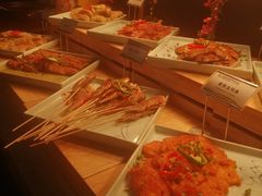 -亚马逊环球美食百汇(新城吾悦广场店)