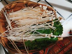 -喜悦小串丹东小黄牛海鲜烧烤大排档(民主广场店)