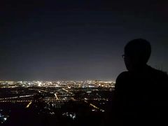 -鬼笑石后山停车场