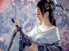 -九月鹰飞汉服摄影工作室