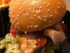 -The Habit Burger Grill 哈比特汉堡(复兴soho店)