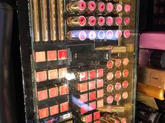 -SAINT LAURENT(海港城店)