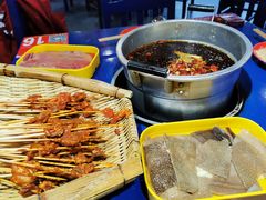 -马路边边麻辣烫联盟路店