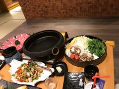 牛肉寿喜锅-吟松日式料理(莘庄店)