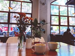 靠窗位-VESH COFFEE(定西路店)