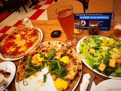 -城市大道红炉披萨烘焙坊