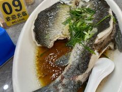 -银峰农庄·特色烧鸡·鲜无花果浸鸡