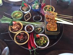 -DiAtas by Art Cafe Bumbu Bali