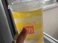 美汁源椰子水饮-麦当劳(三星城首创奥莱店)