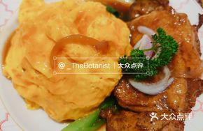 Pan-fried Chicken Cutlet with Sunny-side-up Egg Rice