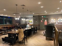 大堂-星巴克(海桐路店)