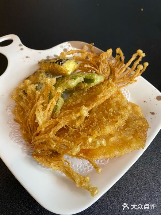 遇见鲑觅·特色日料店天妇罗炸蔬菜图片