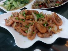 -覃记海鲜美食餐厅