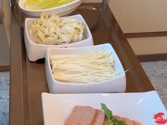 -七欣天香辣蟹火锅(闵行浦江欢乐颂店)