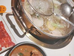 -牛人日志·鲜牛肉骨汤火锅(万科里瑧店)