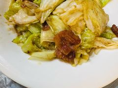 -肥肥虾庄·金牌油焖大虾(东湖欢乐谷店)