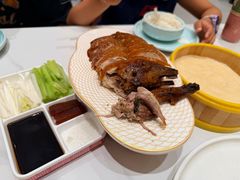 汴京果木烤鸭-梅利汴京烤鸭•开封豫菜地标店(东大街店)