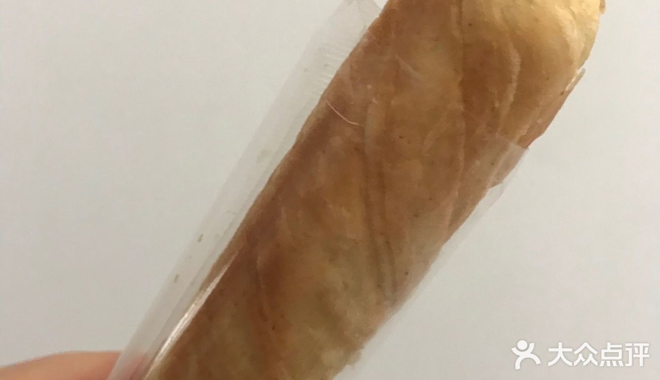 有朋友推荐说，这家的香酥牛奶棒特别好吃