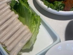 -茅草房·河畔园林火锅