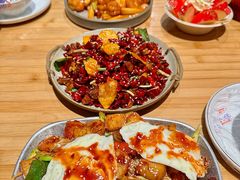 -三出山火锅(南京万象天地店)