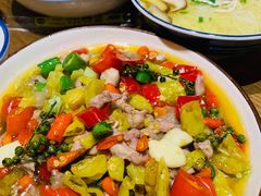 -二孃鸡爪爪(东风路总店)