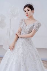 -予白婚纱礼服馆